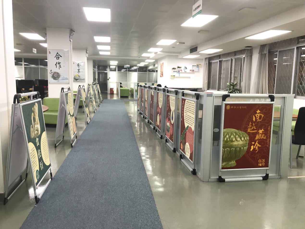 五山校区南粤王图片展 (2)